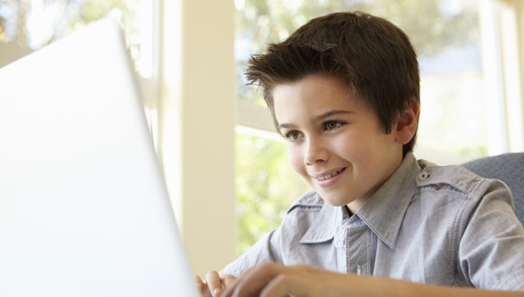 Jakie zagrożenia czyhają na Twoje dziecko w internecie?